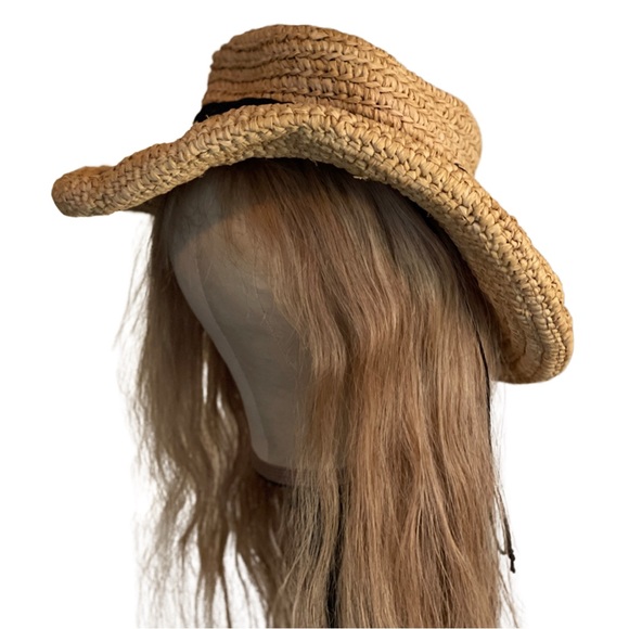 Kaminski! Y2K real deal! It’s crushable and easy to pack! I paid $250! - Picture 2 of 12